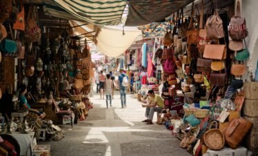 Morocco Packages Trips offers day trips to Morocco souks for authentic shopping and cultural experiences with expert guides.